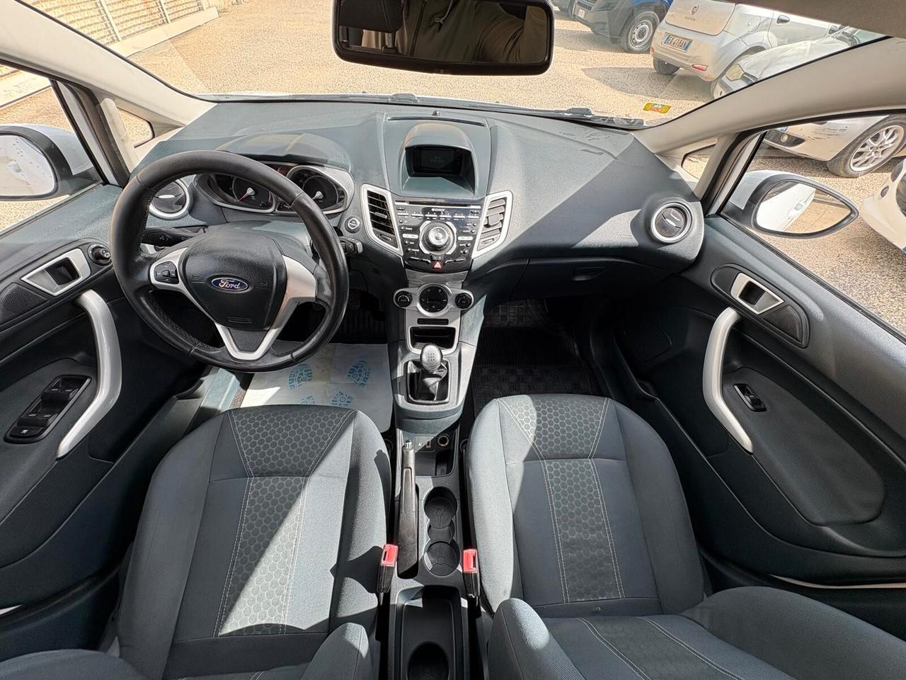 Ford Fiesta 1.2 Benzina 82 CV 5 porte Titanium