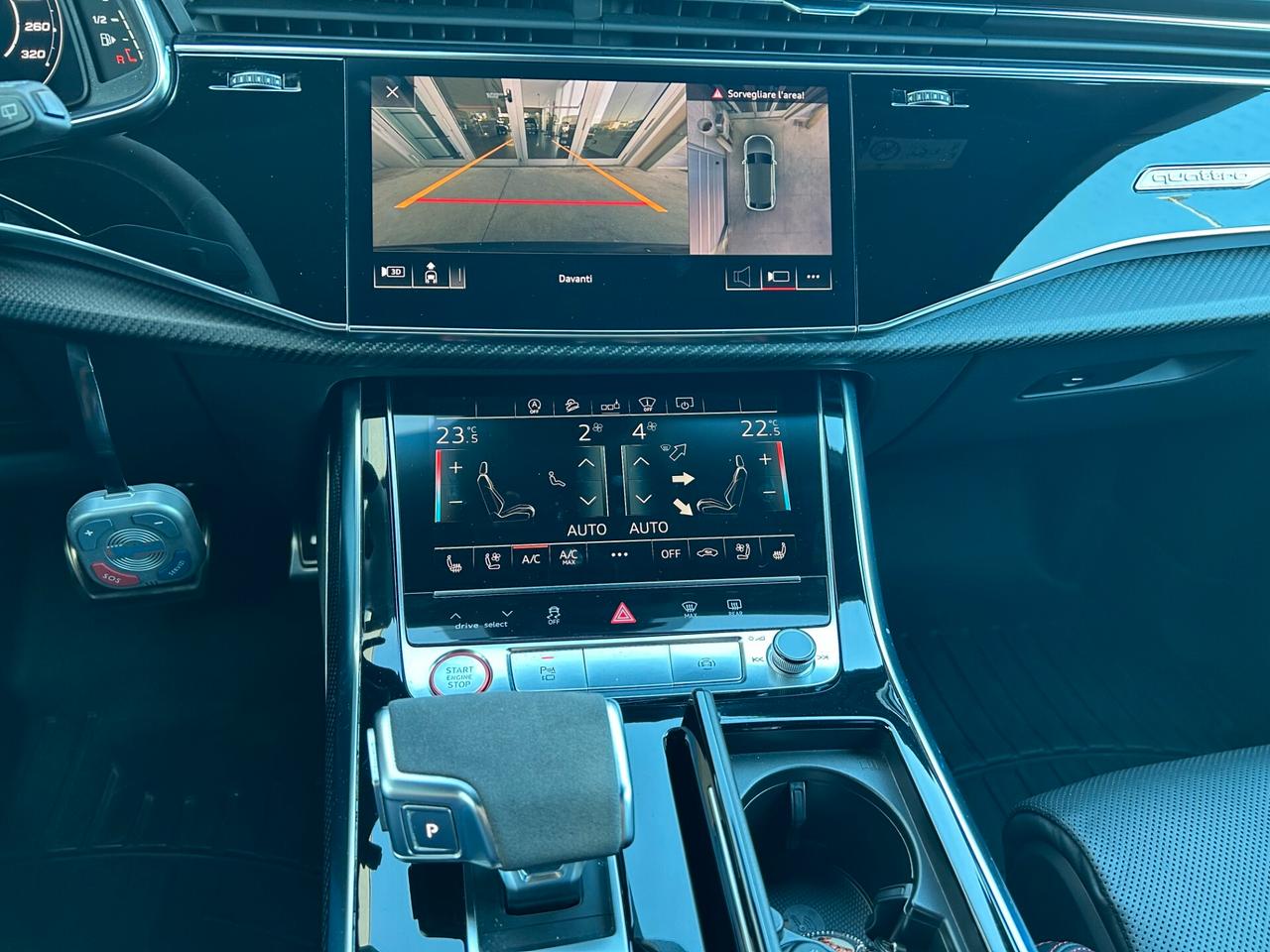 Audi RSQ8 TFSI V8 600CV quattro tiptronic