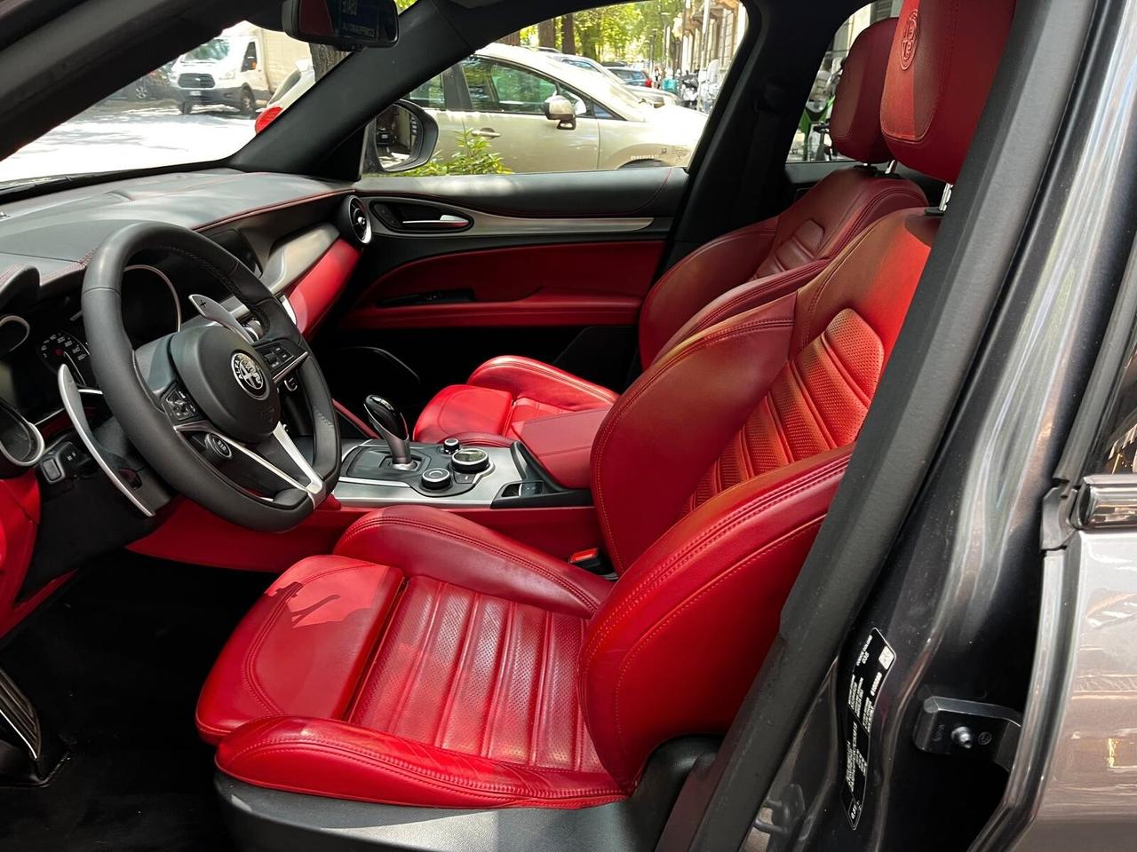 Alfa Romeo Stelvio 2.2 Turbodiesel 210 CV AT8 Q4 B-Tech