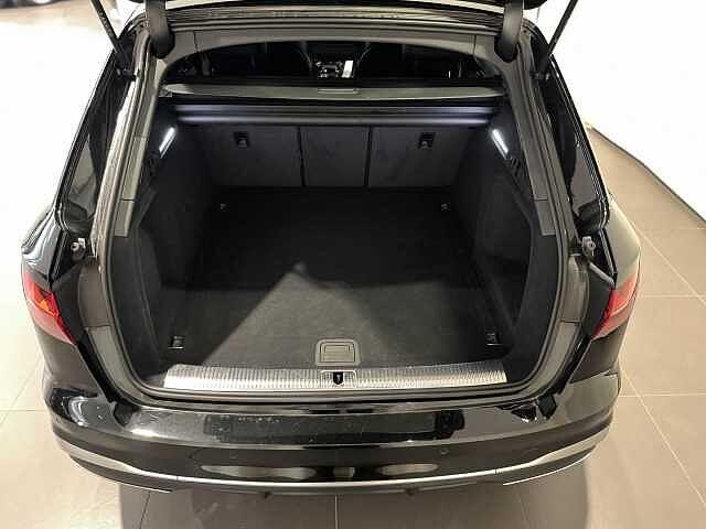 Audi A4 Avant 40 TDI quattro S tronic S line edition