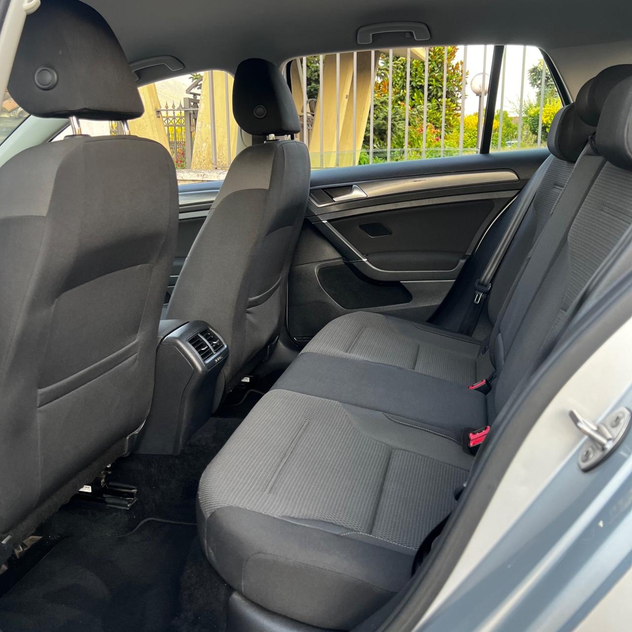 Volkswagen Golf 7.5 1.5 TGI 130 Cv Turbo benzina/metano