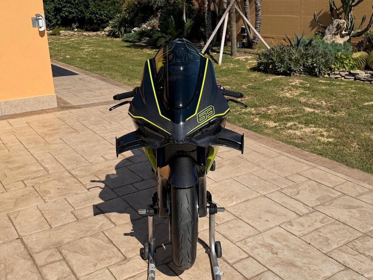 Ducati Panigale V4 Lamborghini 1 OF 630