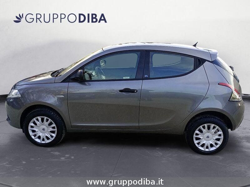 Lancia Ypsilon III 2015 Benzina 0.9 t.air Silver ecochic metano 80cv