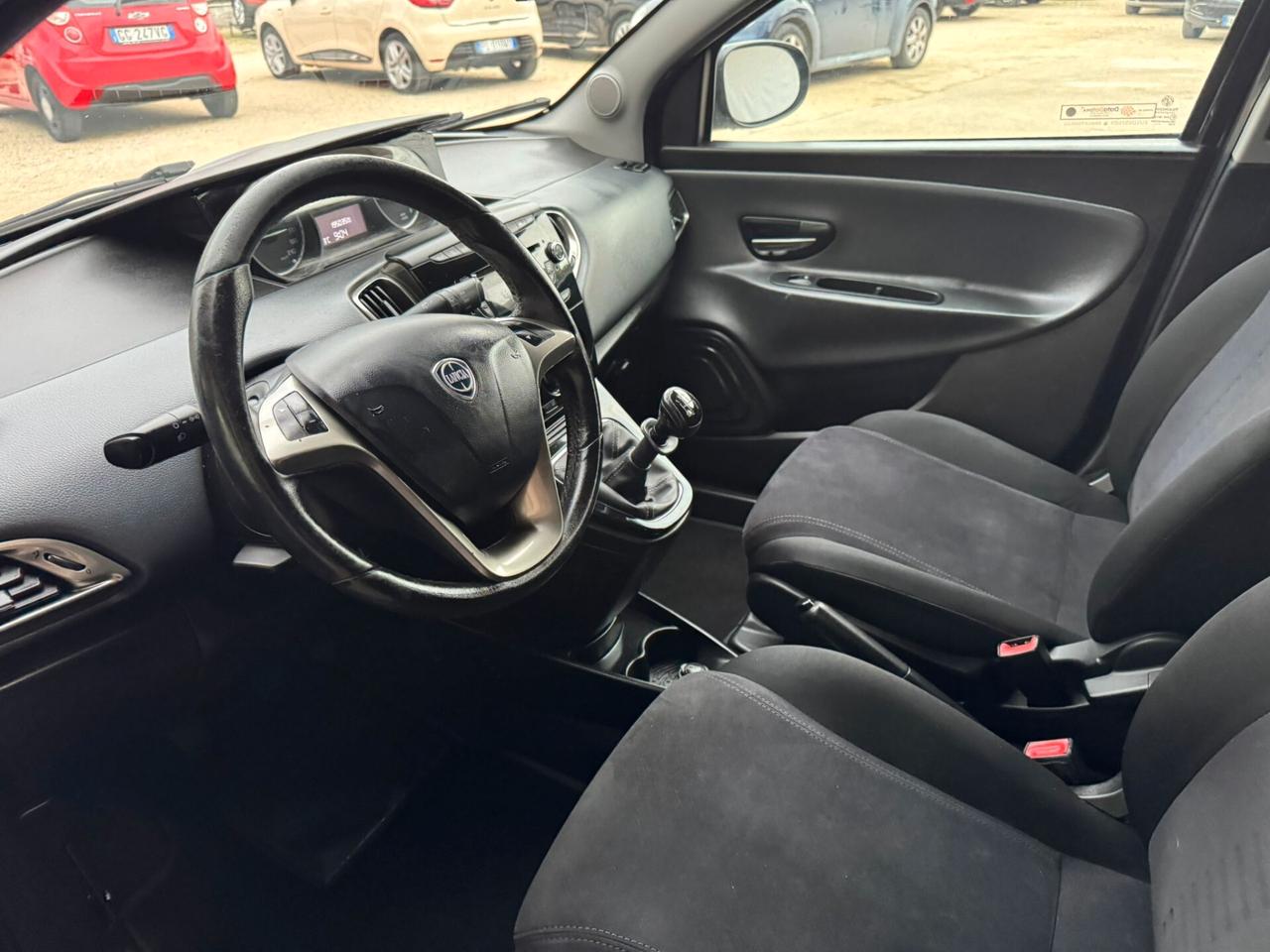 Lancia Ypsilon 1.2 5 porte GPL Ecochic Gold