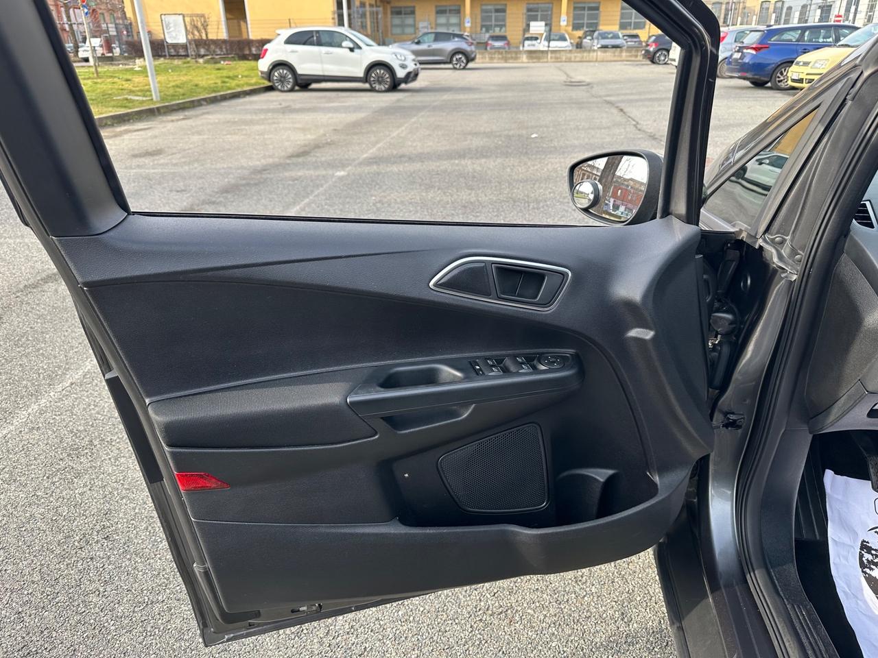 Ford B-Max 1.4 90 CV GPL della casa euro 6 pochi km