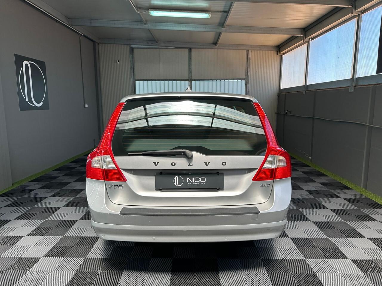 Volvo V70 2.4 D5 Momentum