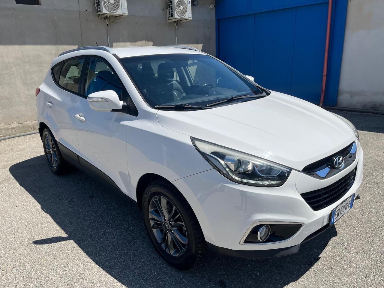 Hyundai iX35-1.7 crdi- full-2014