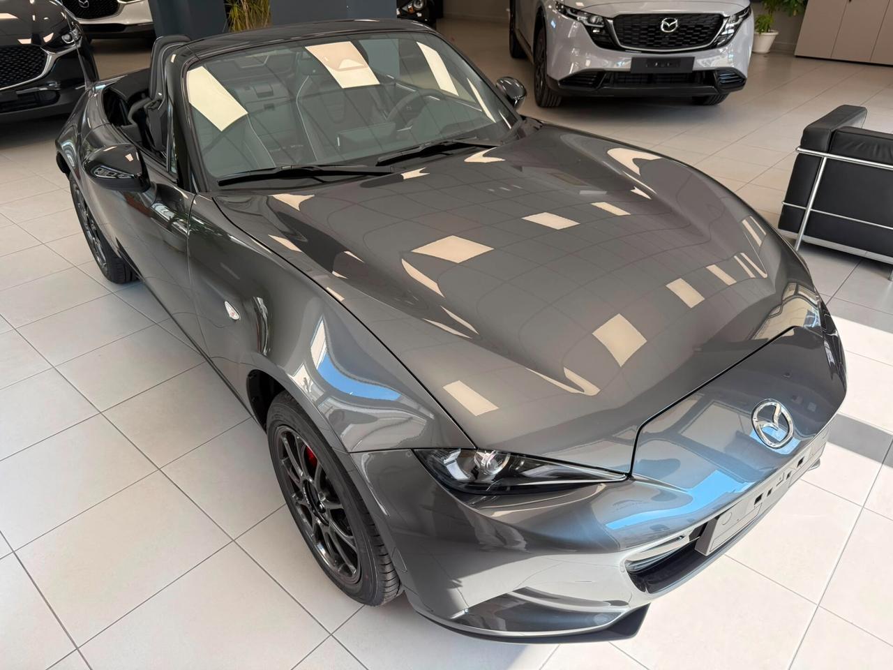 Mazda MX-5 1.5L Skyactiv-G Homura