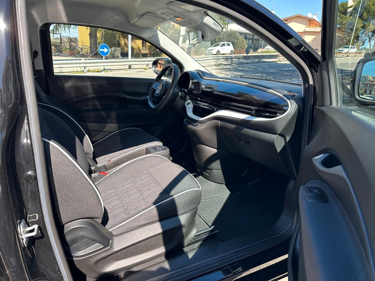 Fiat 500 e Action 23,65 kWh