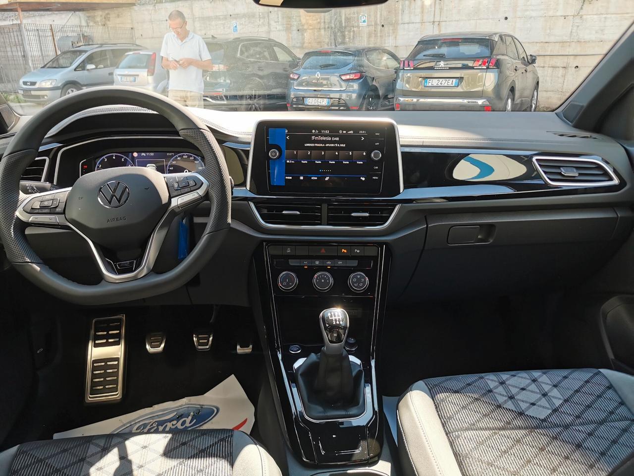 Volkswagen T-Roc 1.0 TSI 115cv R-Line