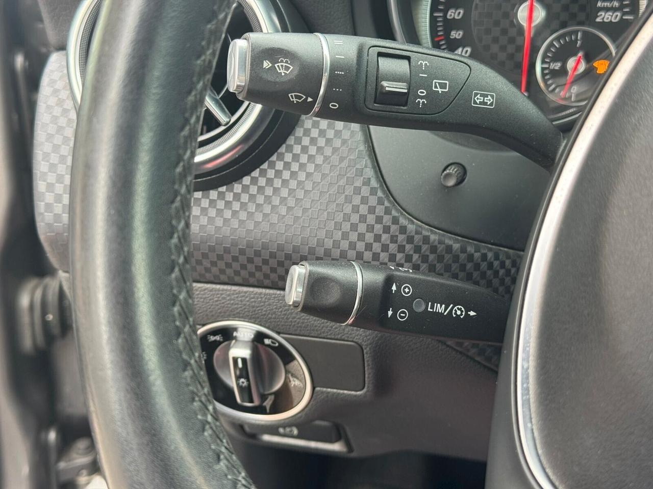 Mercedes-benz A 180 Premium