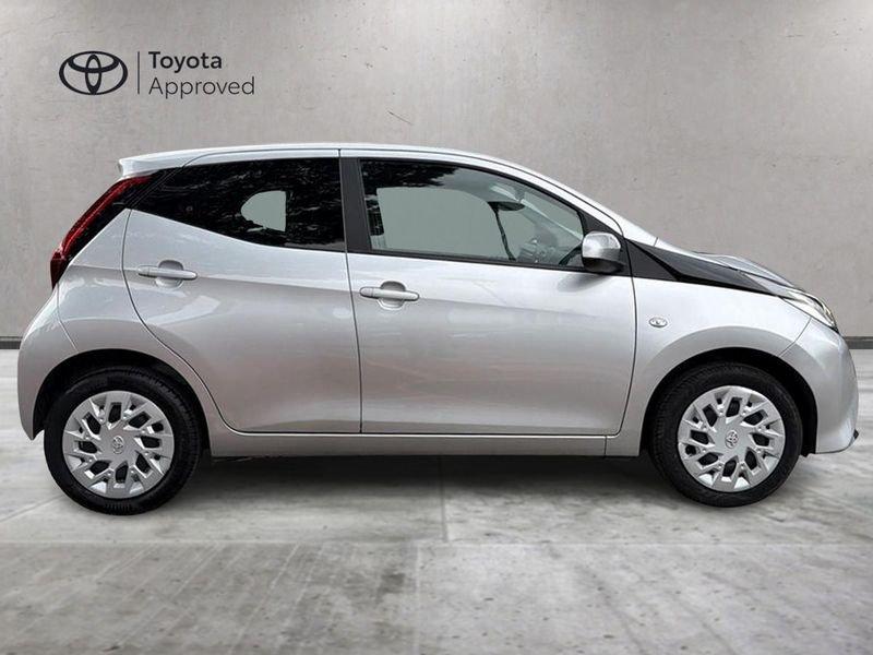 Toyota Aygo Aygo 5p 1.0 x-play 72cv