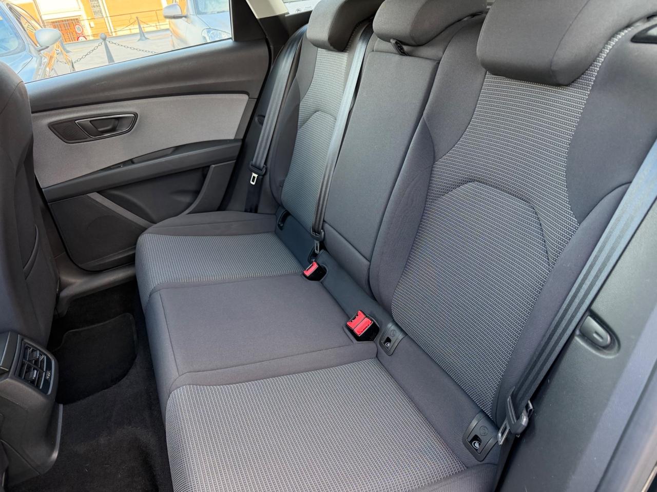 Seat Leon 1.4 TGI DSG ST Business HIGH