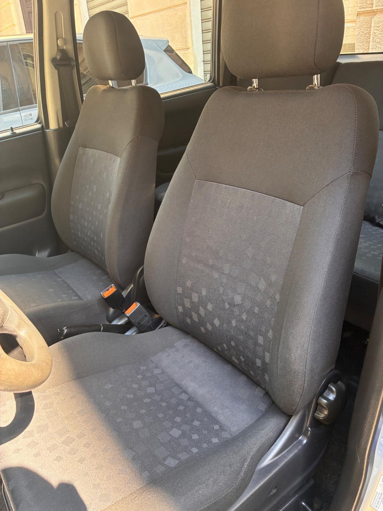 Opel Agila 1.0 benz. - 5 porte - UNICOP. SOLI 67.000 KM!!!