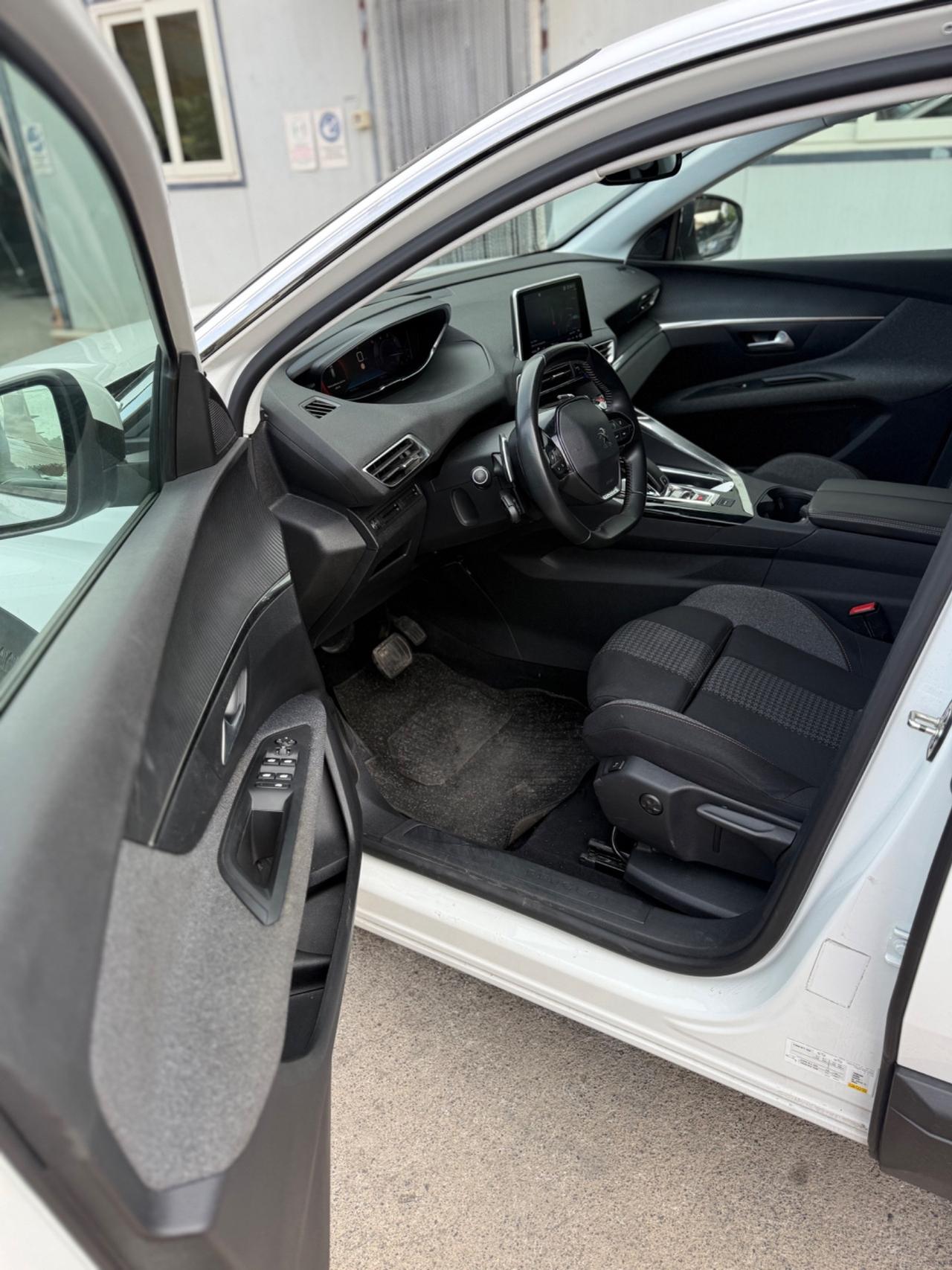 Peugeot 3008 BlueHDi 130 S&S EAT8 GT Line