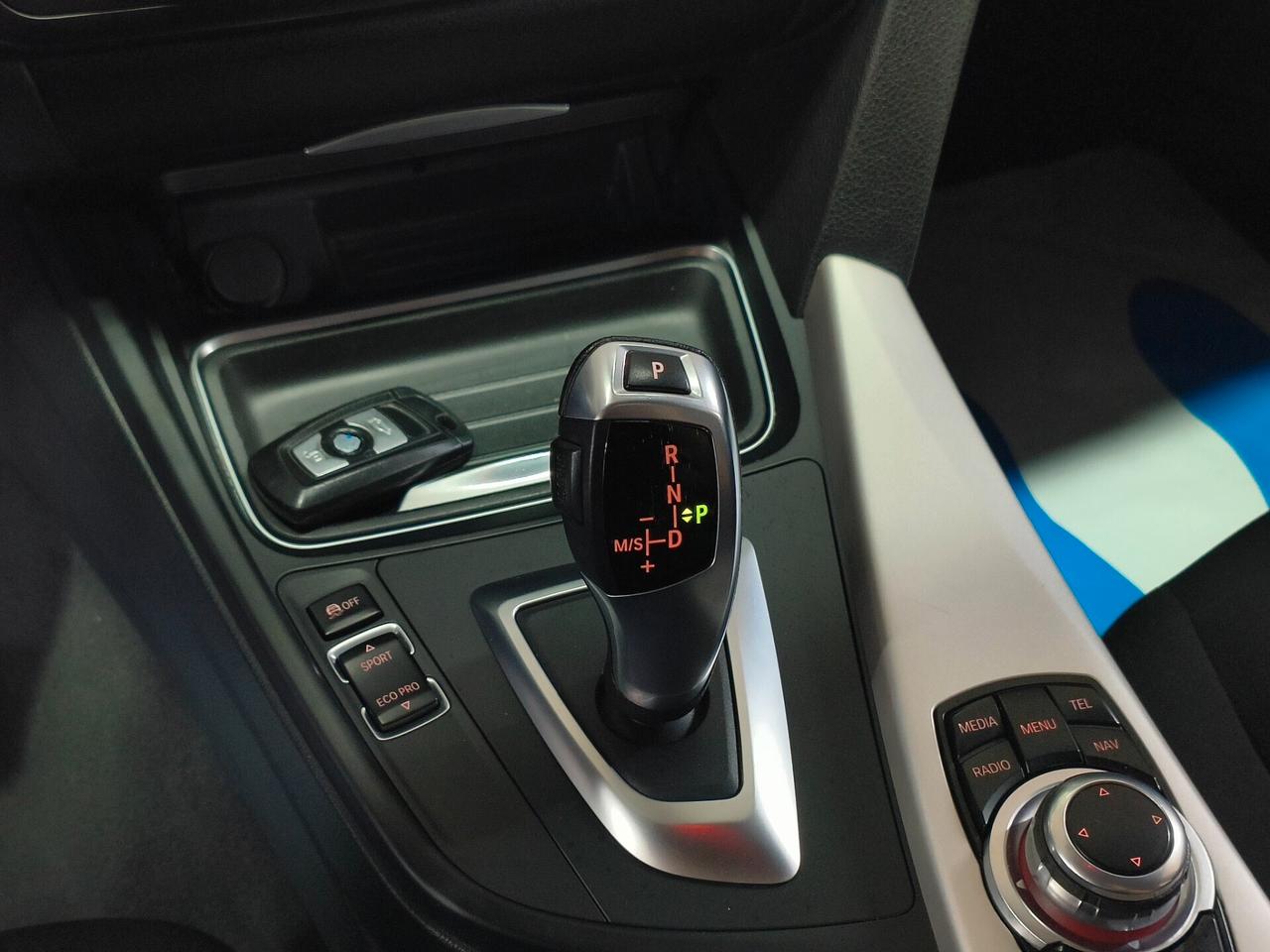Bmw serie 3 - 320d xDrive Touring Aut.