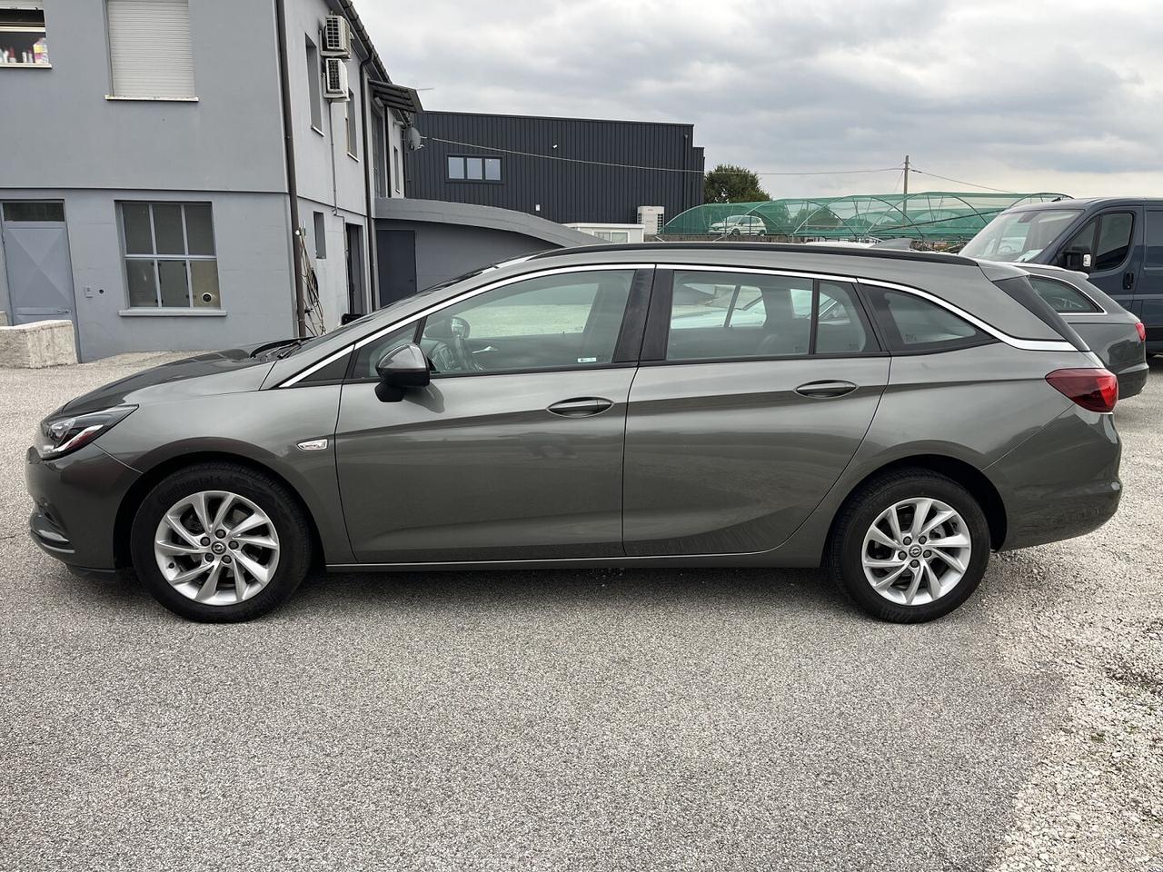 OPEL ASTRA 1600 CDTI SW 110 CV 6M