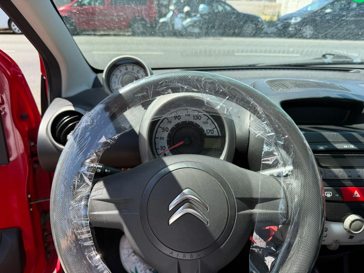 Citroen C1 1.0 5 porte Attraction - NEOPATENTATO - ANNO 02 / 2013
