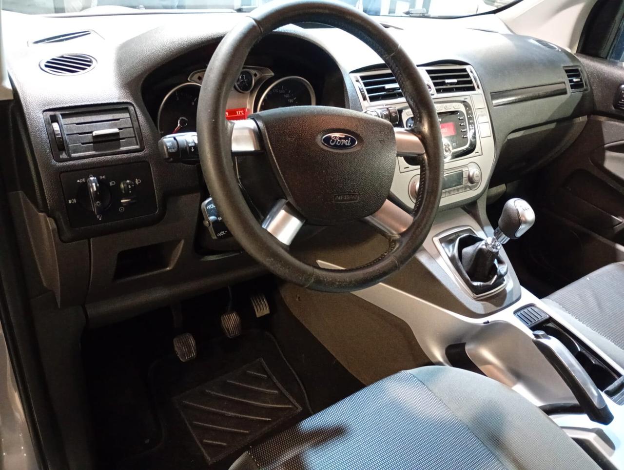 Ford Kuga 2.0 TDCi 140 CV 2WD Titanium