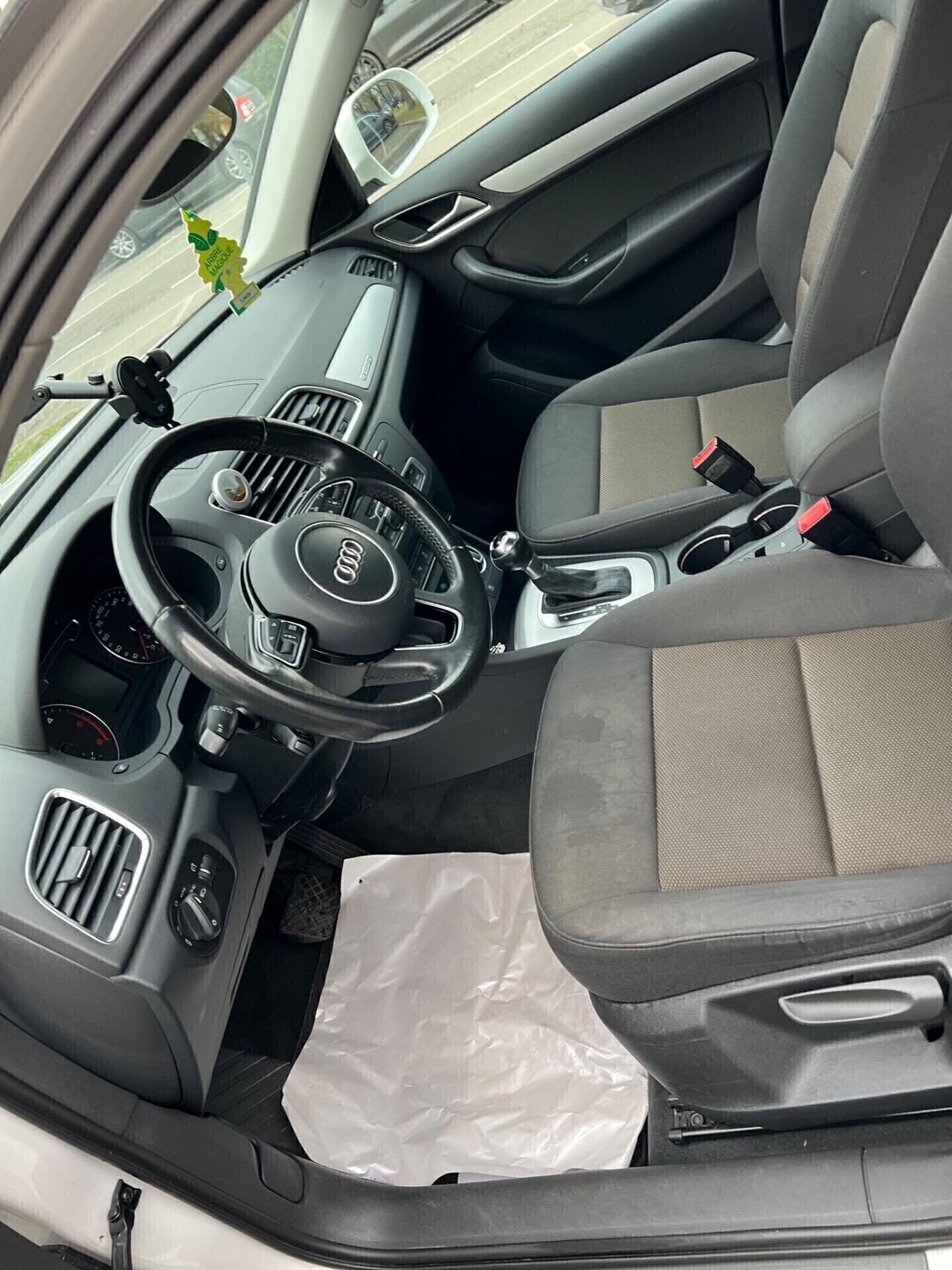 Audi Q3 2.0 TDI 150 CV quattro S tronic Sport
