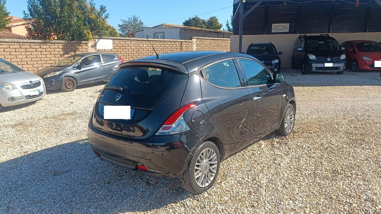 Lancia Ypsilon benzina-gpl