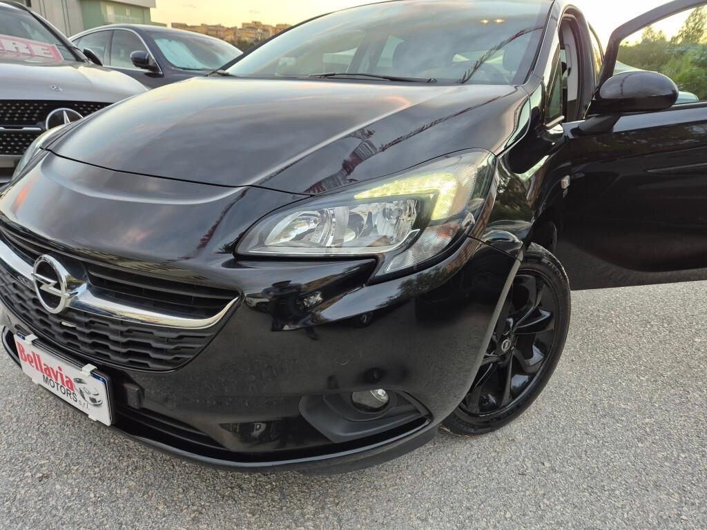 Opel Corsa 1.4 90CV GPL Tech 5 porte Black Edition