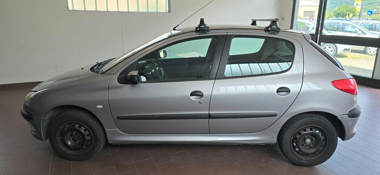 Peugeot 206 1.4 5p. 2 TRENI GOMME