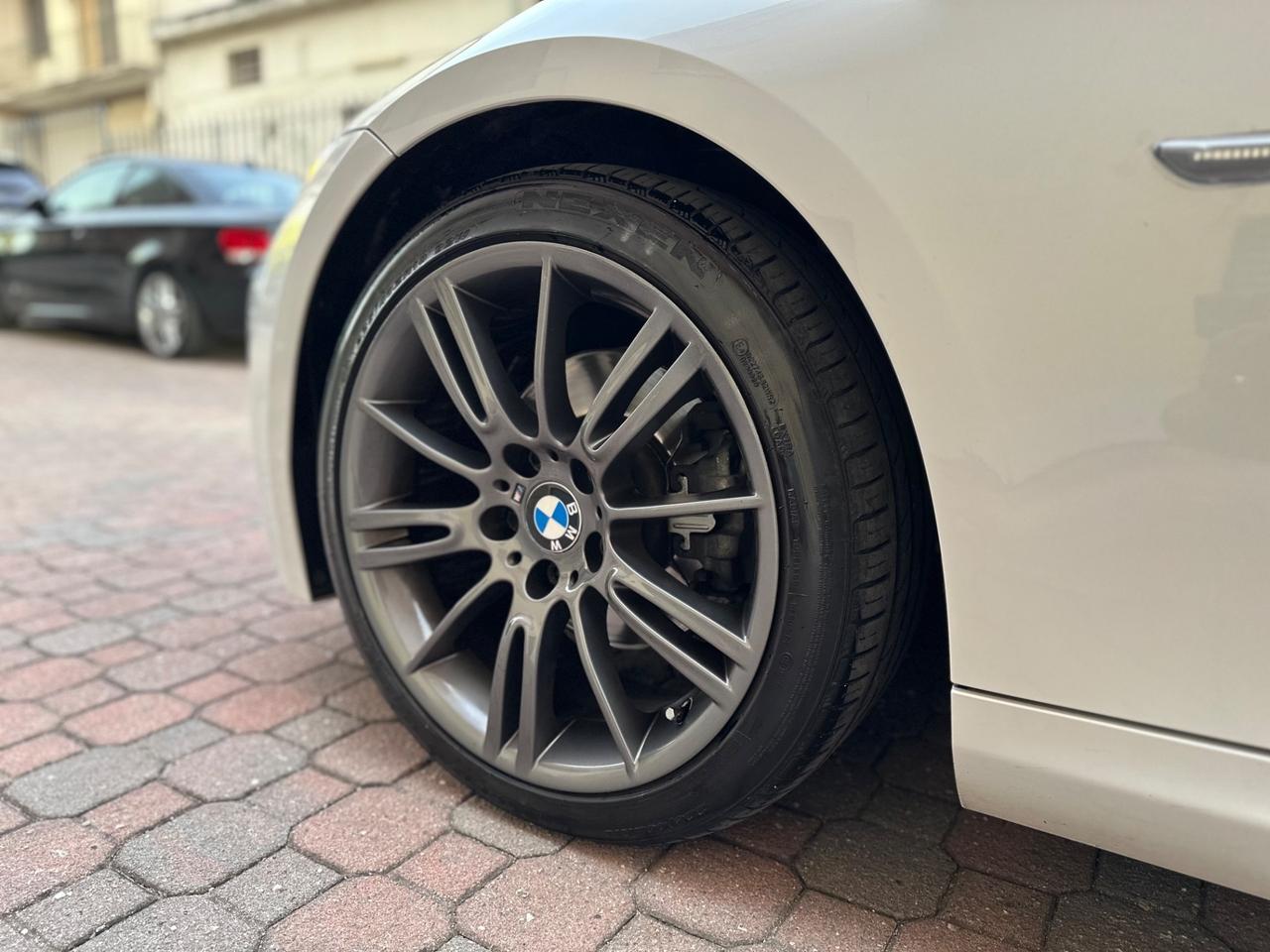 Bmw 320 Lci coupe’ Msport MANUALE