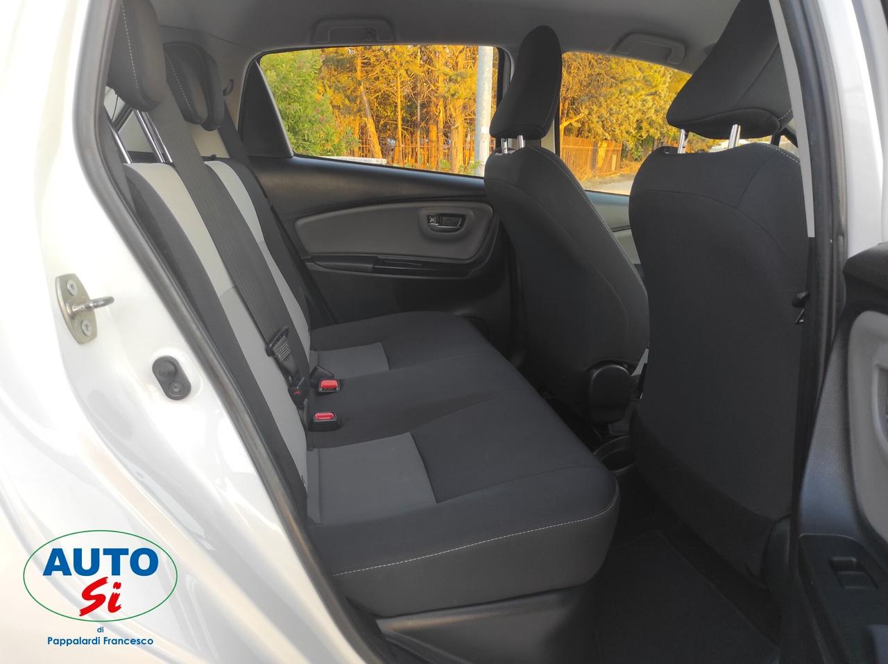 Toyota Yaris 1.5 Ibrida - 73cv CAMBIO AUTOMATICO
