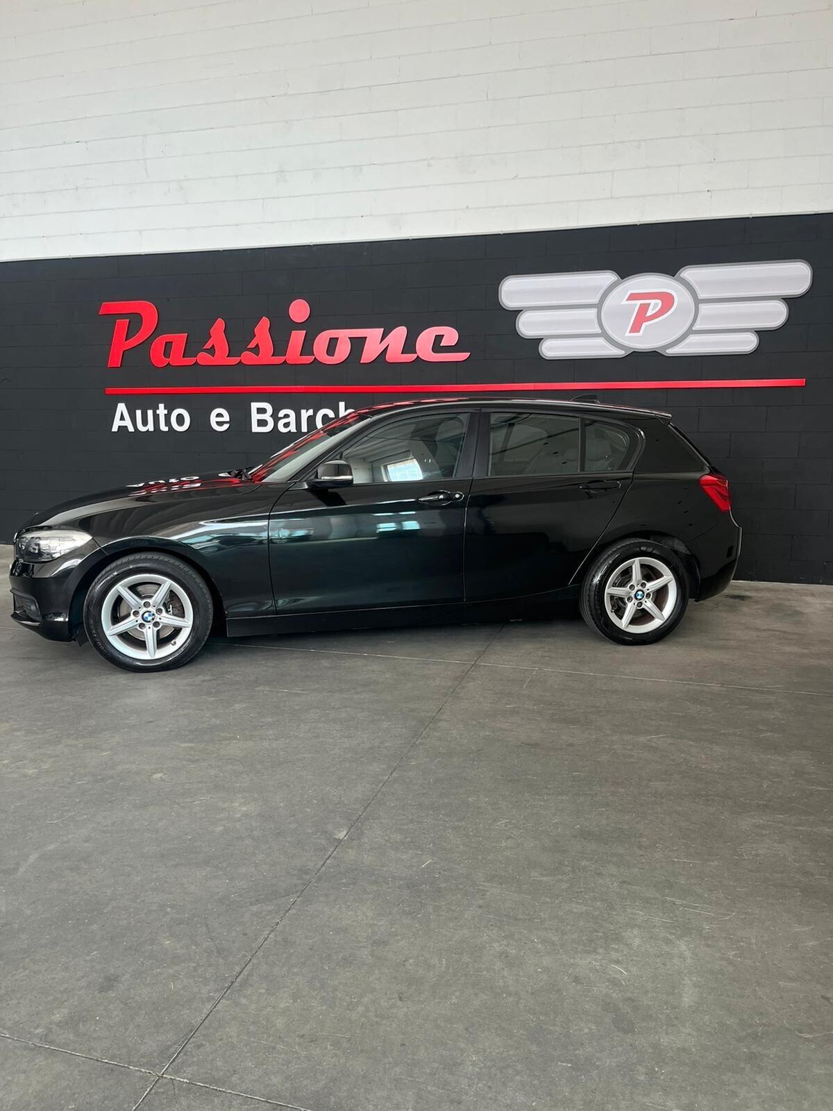 Bmw 120 120i 5p. Advantage