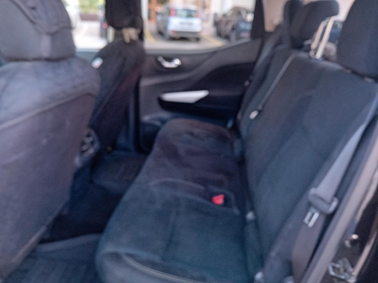 Nissan Navara 2.3 dCi 190 CV 4WD Double Cab N-Connecta