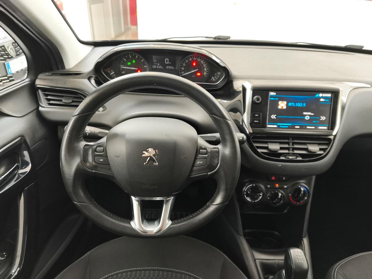 Peugeot 208 PureTech 82 5p. GPL Active
