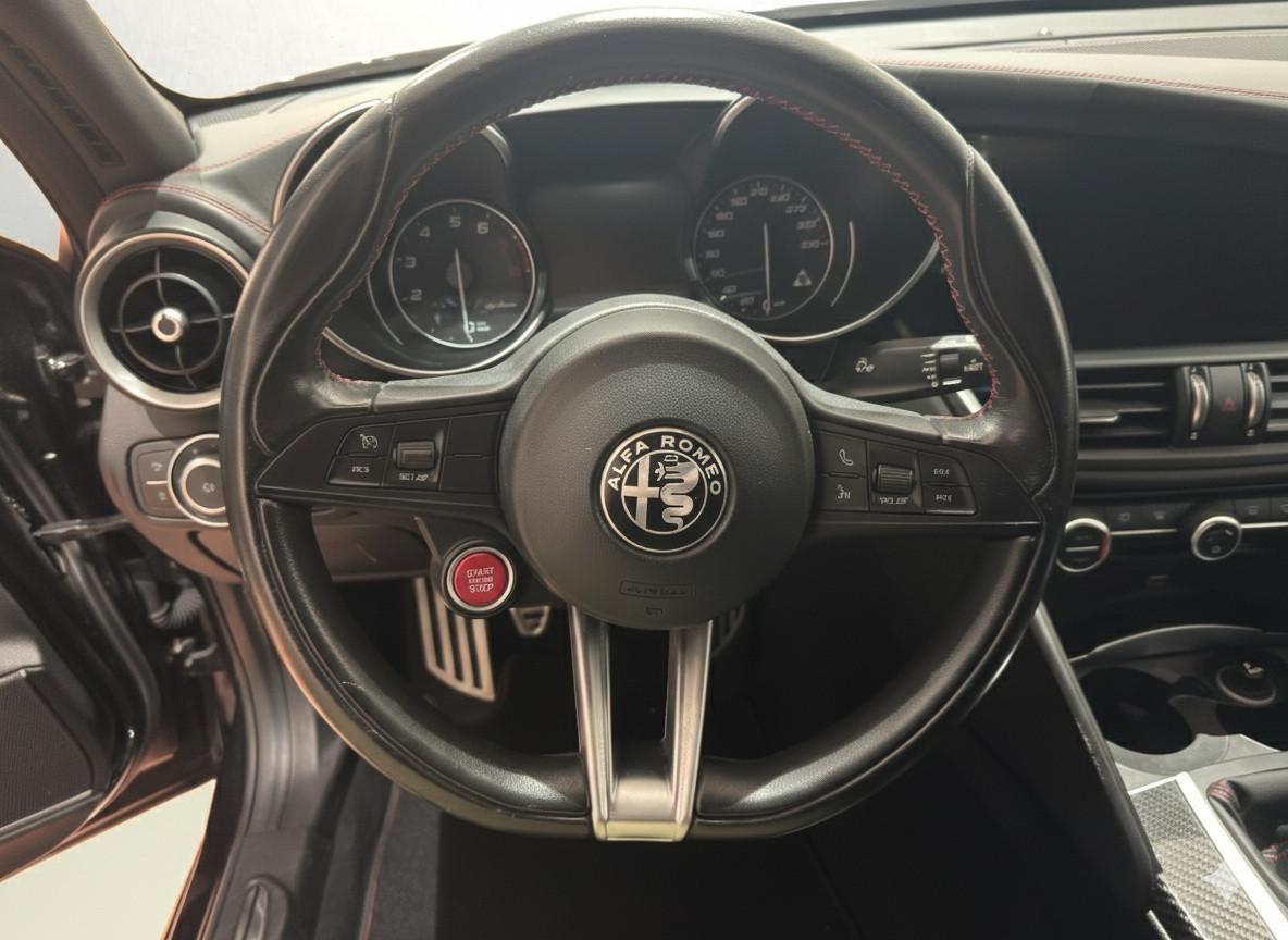 ALFA ROMEO ALFA ROMEO Giulia Quadrifoglio GIULIA 2.9T V6 ALFA 510HP MTX RWD QV