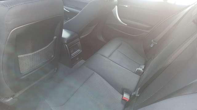 BMW 116 d 5p ** NAVI + PDC **