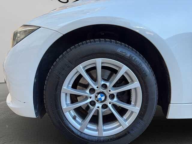 BMW Serie 3 318d Touring Business Advantage