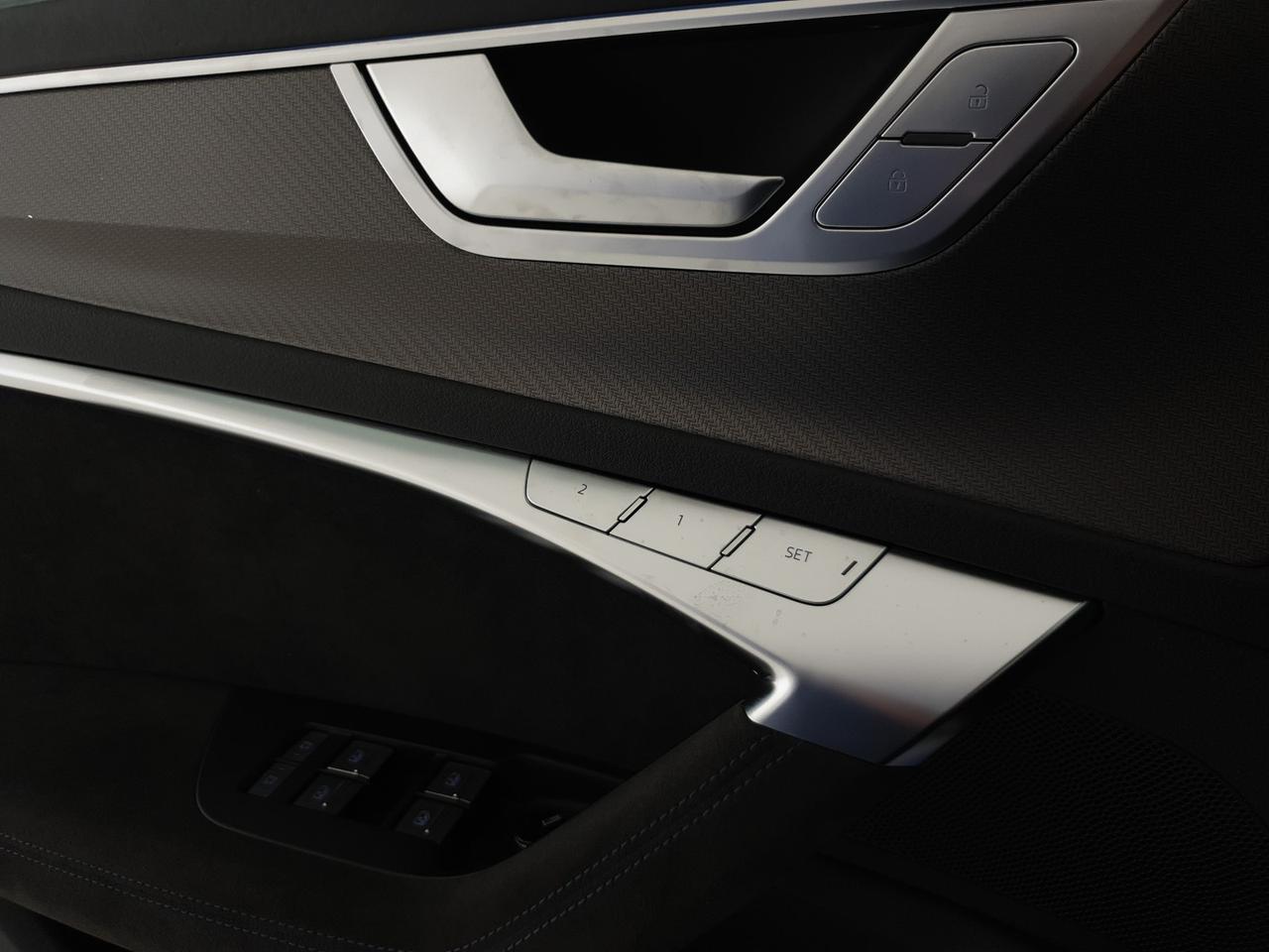 Avant 4.0TFSI 600CV quattro tiptronic