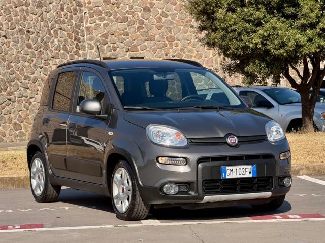 FIAT Panda 1.0 HYBRID CITY LIFE+CLIMATRONIC+SCHERMO+5POSTI