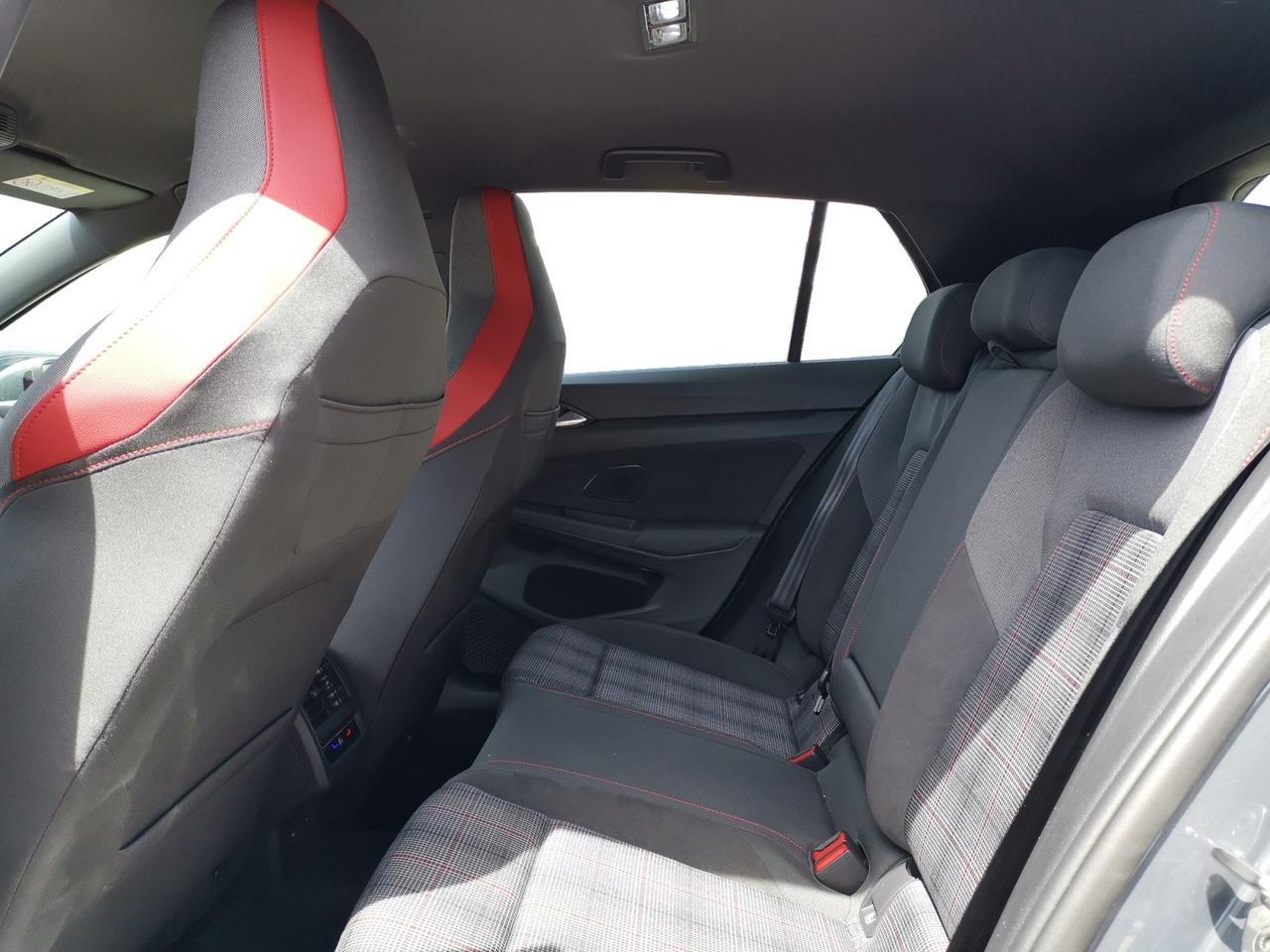 VOLKSWAGEN Golf VIII 2024 - Golf 2.0 tsi GTI 265cv dsg