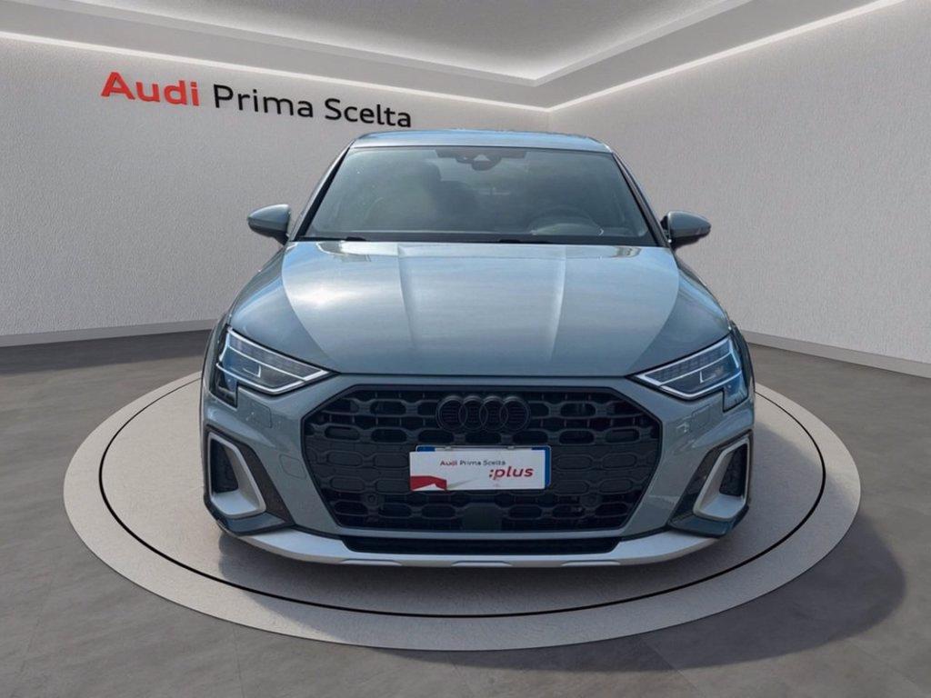 AUDI A3 allstreet 1.5 tfsi e identity contrast 204cv s-tronic del 2025