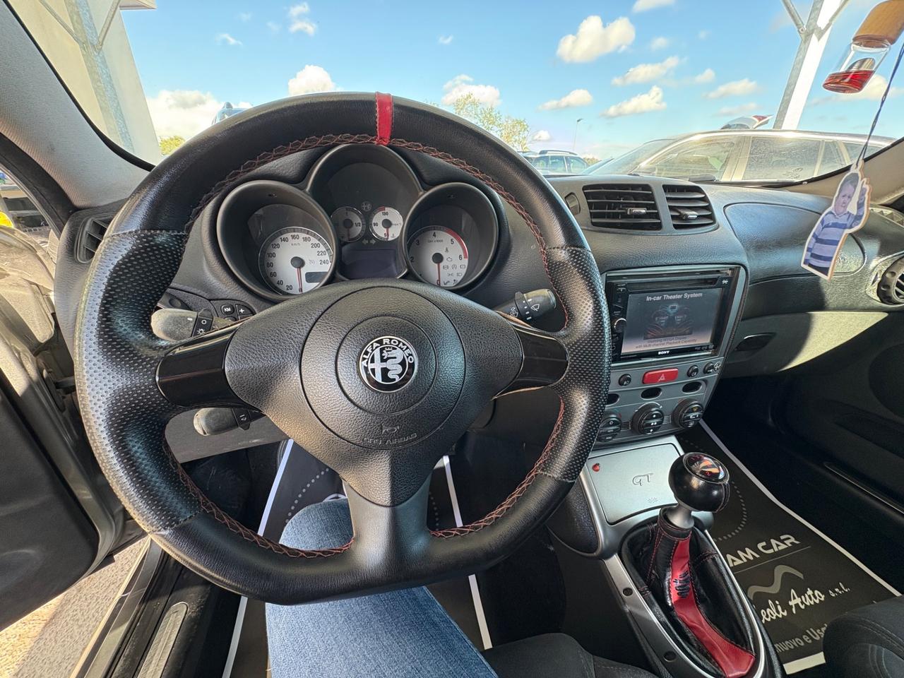 Alfa Romeo GT 1.9 MJT 16V DA AMATORE!