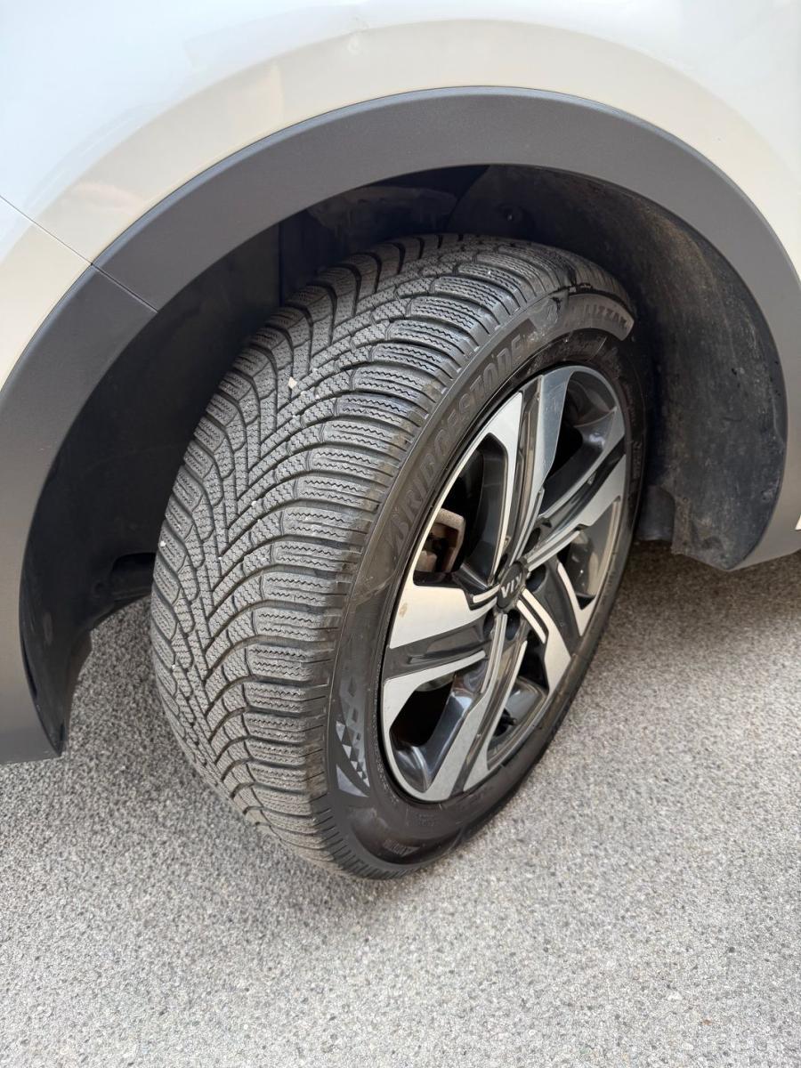 KIA - Sorento - 1.6 T-GDi aut. AWD HEV Evolution 7 POSTI PLUG-IN