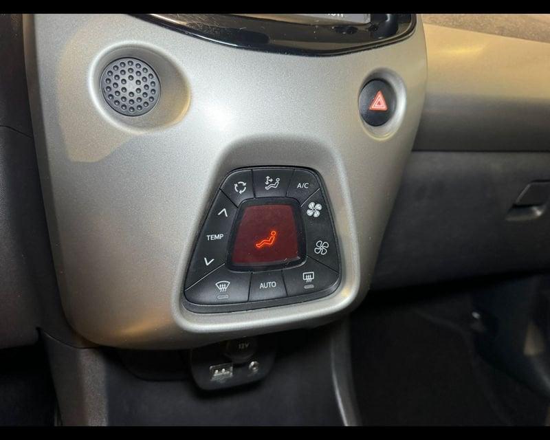 Toyota Aygo 2ª serie 1.0 VVT-i 69 CV 5 porte x-play MMT