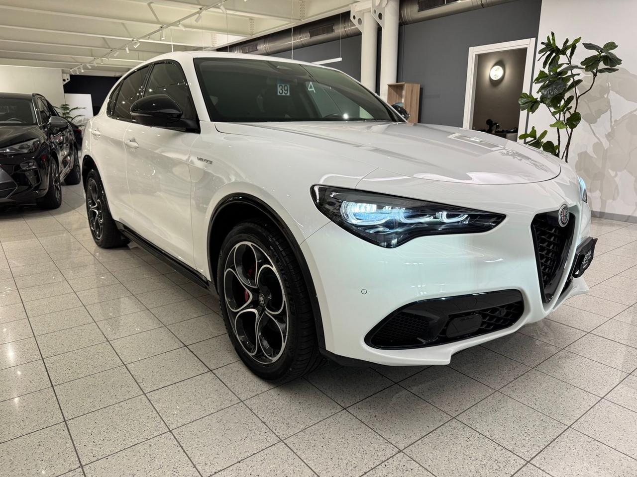 ALFA ROMEO Stelvio 2023 2.2 t Veloce Q4 210cv auto