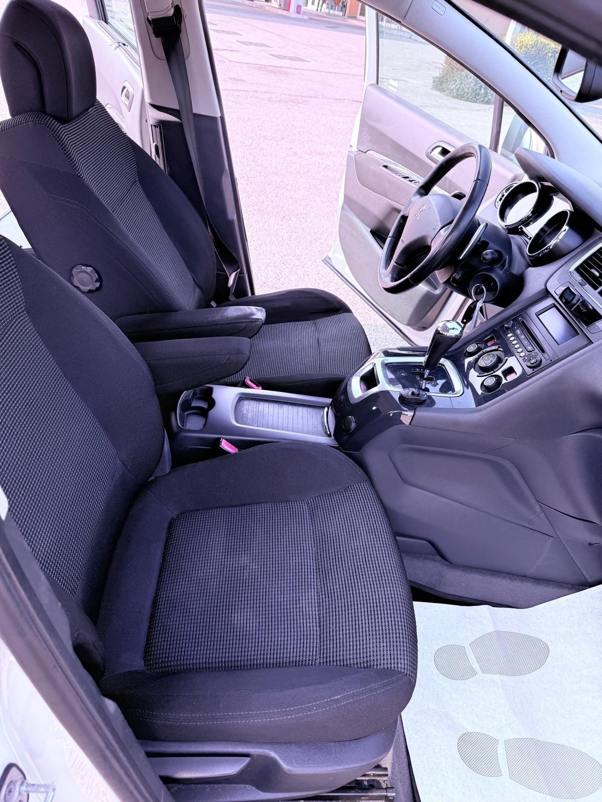 Peugeot 5008 1.6 e-HDi 112CV Stop&Start