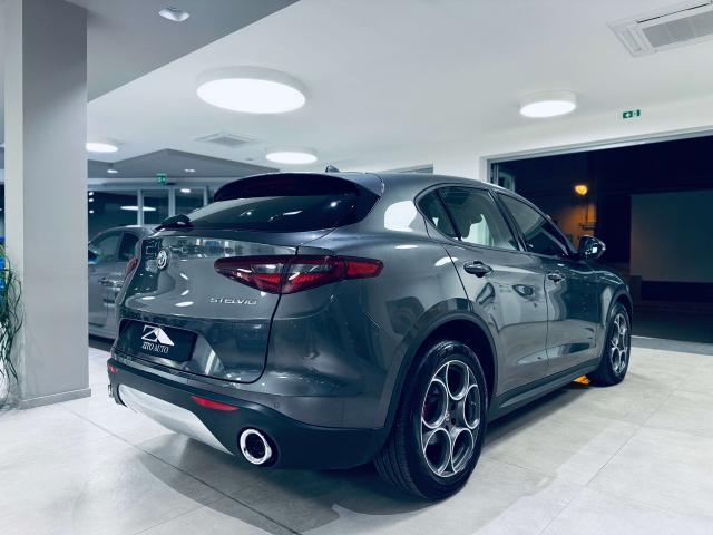 Alfa Romeo Stelvio 2.2 t Rosso Edizione rwd 160cv auto