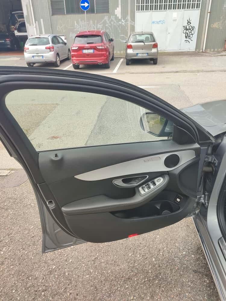 Mercedes-benz C 220 d Premium
