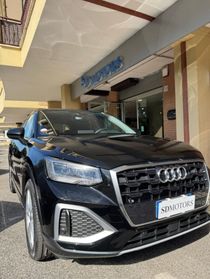 AUDI Q2 30 TFSI Business Advanced