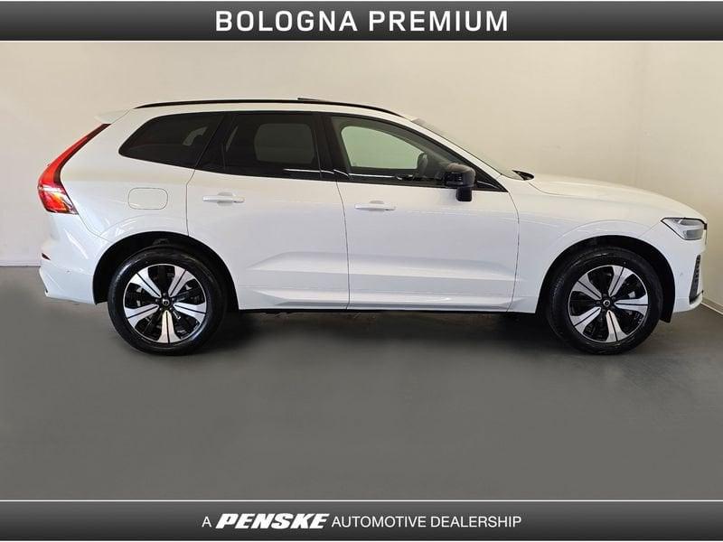 Volvo XC60 T6 Plug-in hybrid AWD automatico Plus Dark