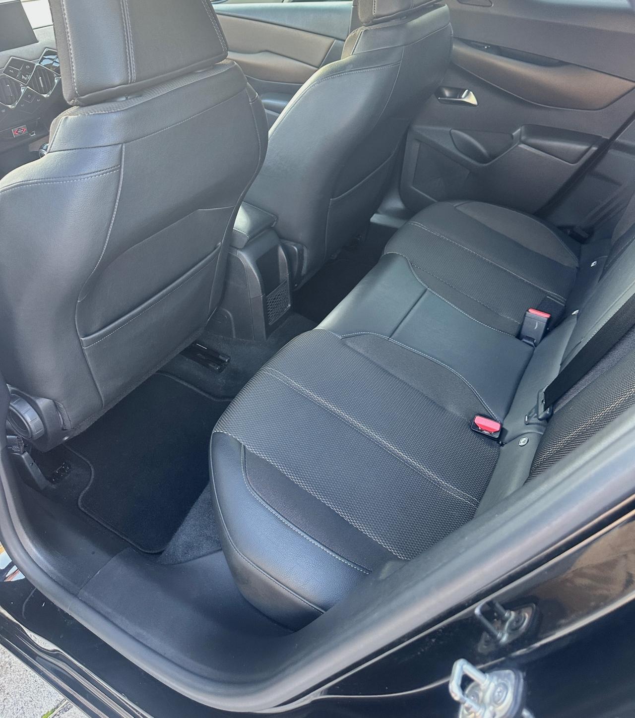 Ds DS3 3 Crossback BlueHDi 100 Performance Line