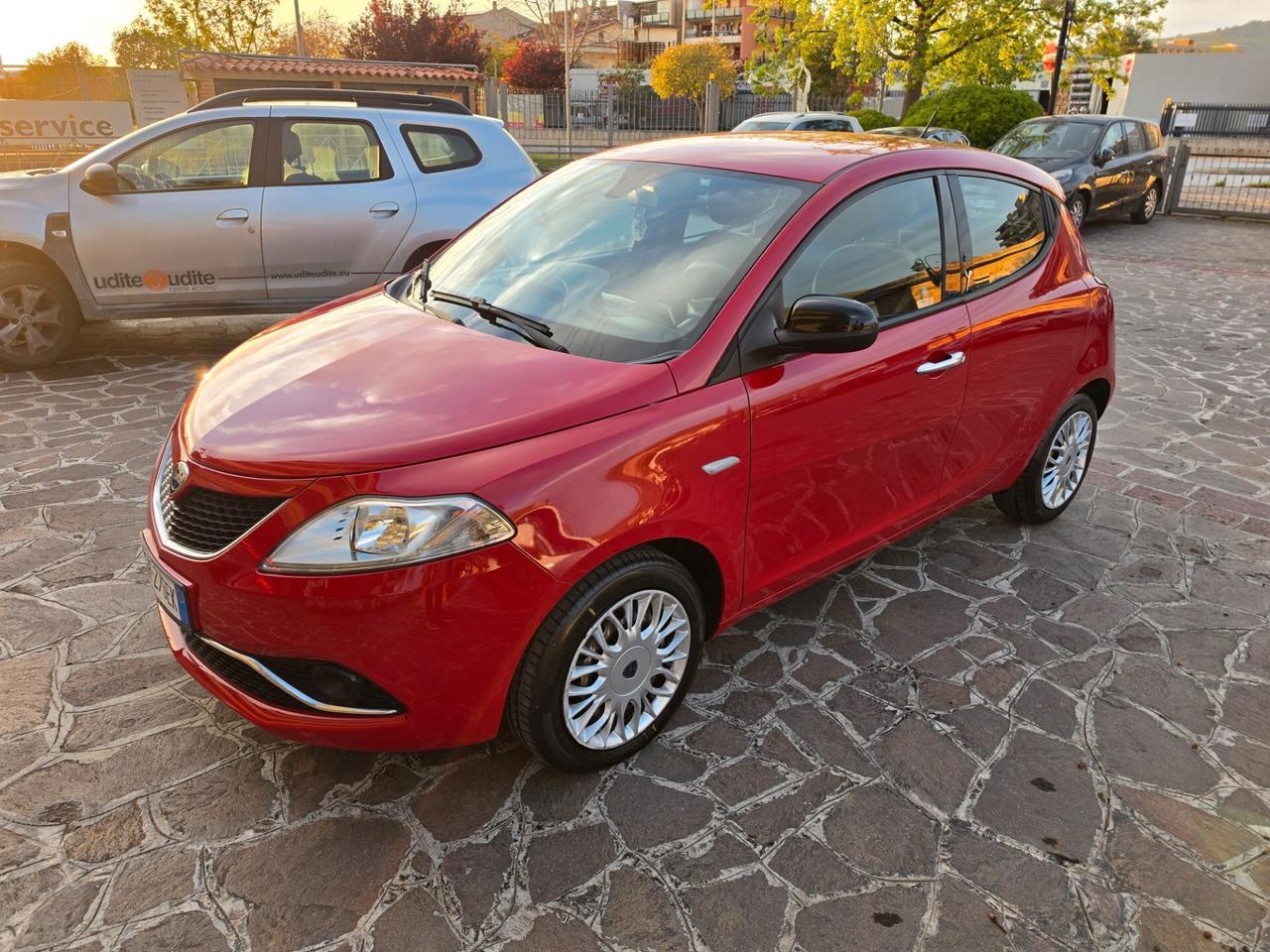Lancia Ypsilon 1.2 69 CV 5 porte Silver unico proprietario